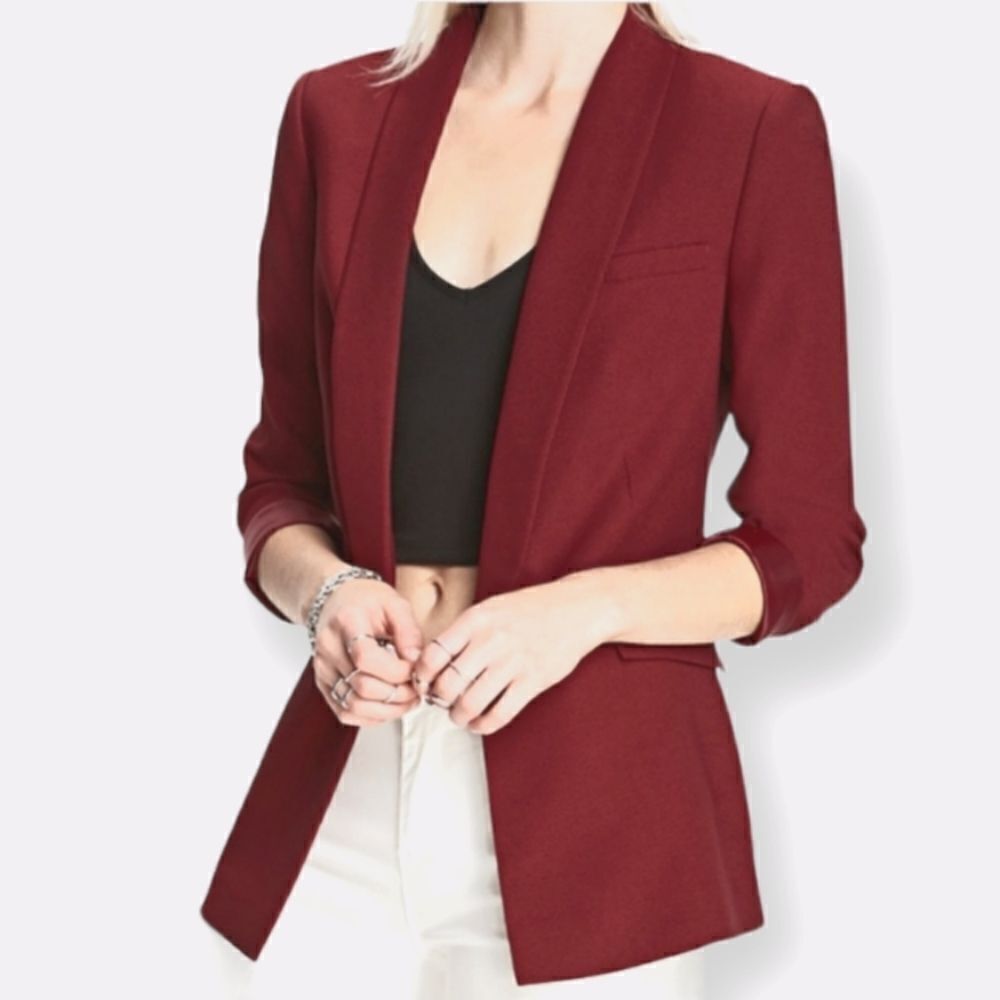 FOREVER 21 PLUM BLAZER SZ.S EUC